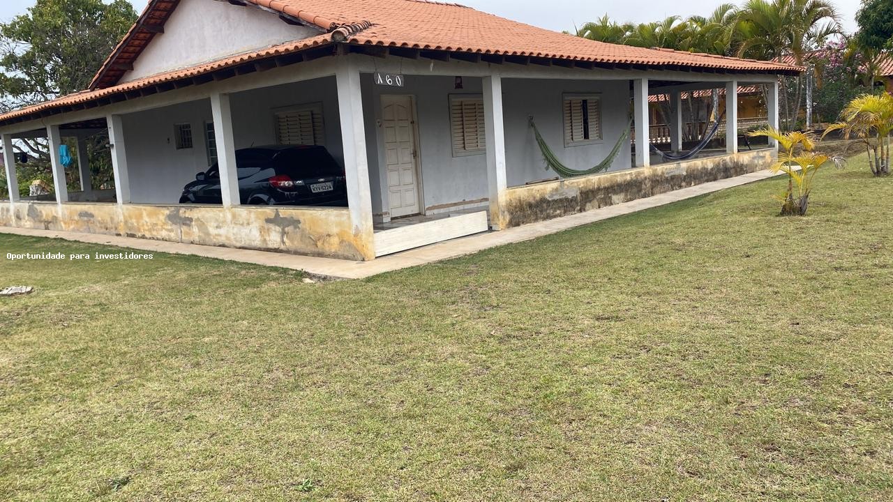 Chácara, 3 quartos, 2200 m² - Foto 1